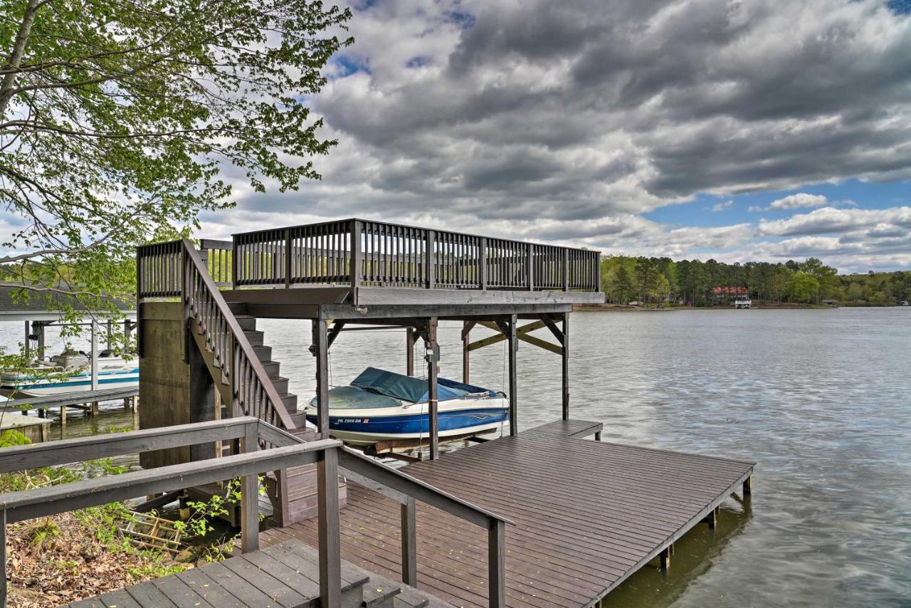 Waterfront Cottage With Boat Dock And 3 Decks! Bracey Kültér fotó