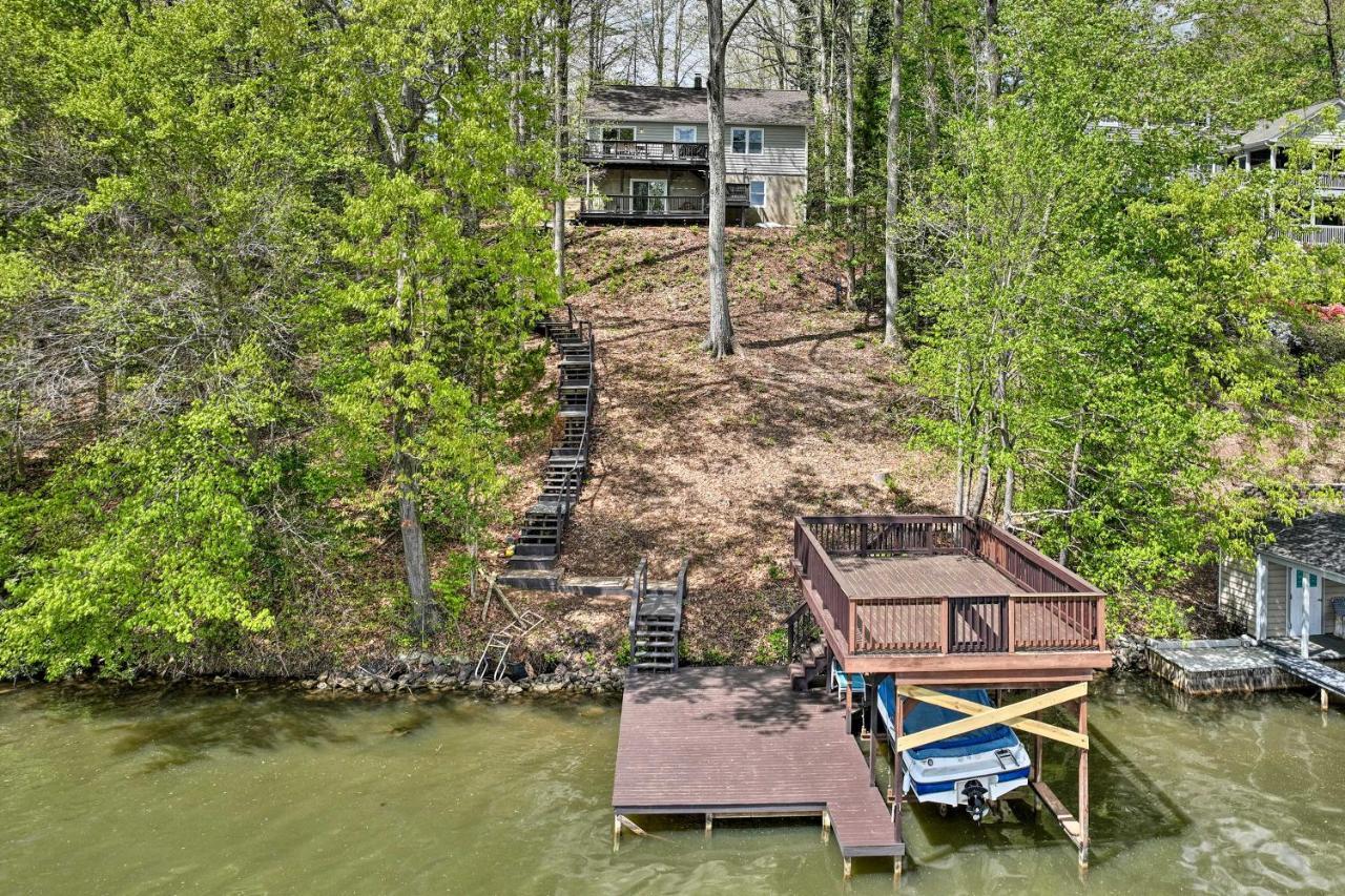 Waterfront Cottage With Boat Dock And 3 Decks! Bracey Kültér fotó