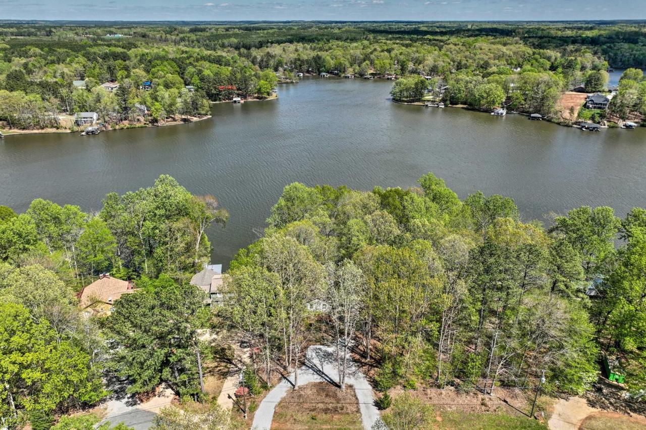 Waterfront Cottage With Boat Dock And 3 Decks! Bracey Kültér fotó