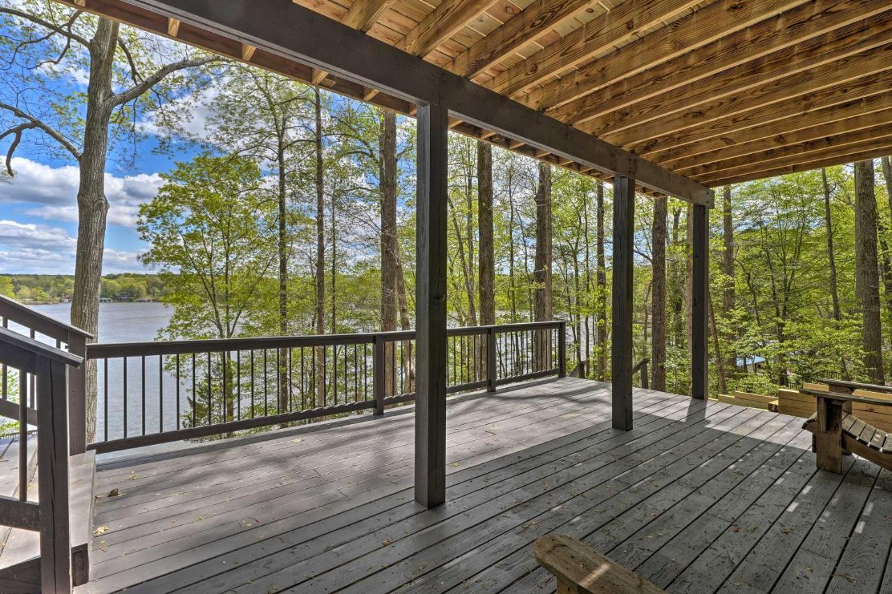 Waterfront Cottage With Boat Dock And 3 Decks! Bracey Kültér fotó